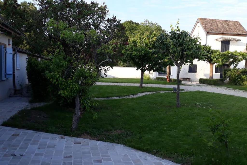 Les Annexes Verdun-sur-le-Doubs Exterior foto